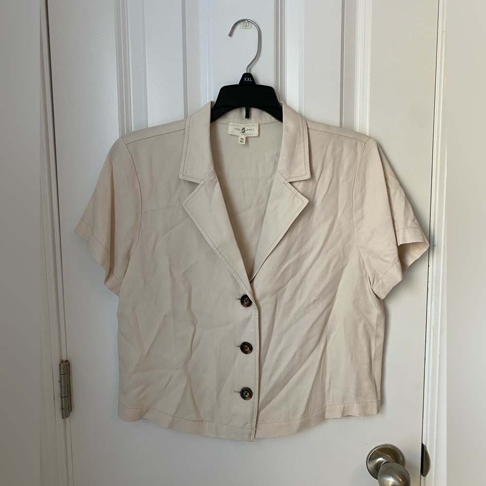 Lou & Grey Cream Short-Sleeve Button Front Blazer